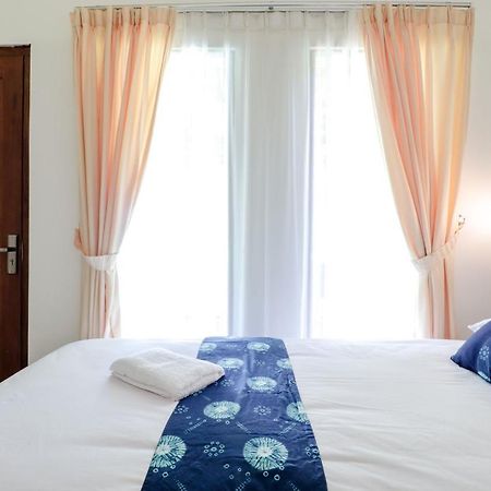 Balkondes Kenalan Hotel Magelang Buitenkant foto