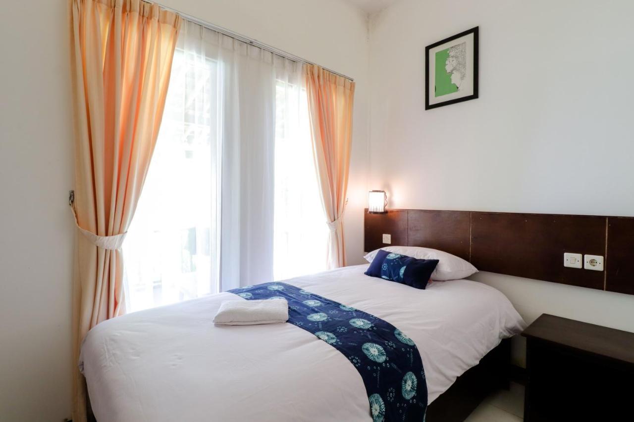Balkondes Kenalan Hotel Magelang Buitenkant foto